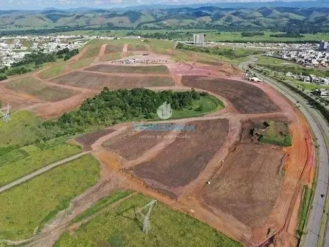 Terreno com 330m², à venda, no bairro Urbanova em São José Dos Campos