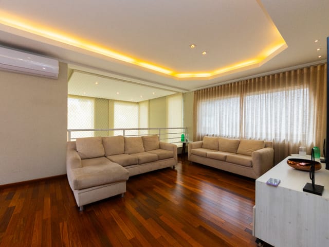Casa com 411m² 3 quartos e 6 banheiros, à venda, no bairro Alto Da Lapa em São Paulo