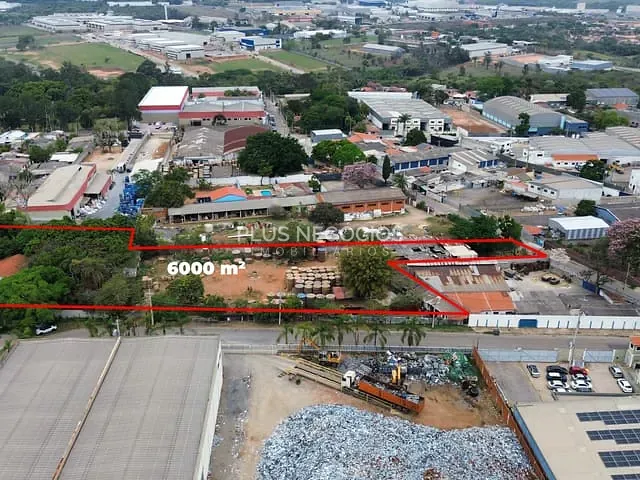 Terreno com 6000m², à venda, no bairro Iporanga em Sorocaba
