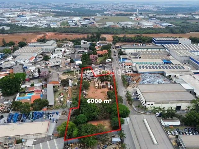 Terreno com 6000m², à venda, no bairro Iporanga em Sorocaba