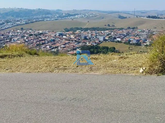 Terreno com 457m², à venda, no bairro Portal Giardino em Itatiba