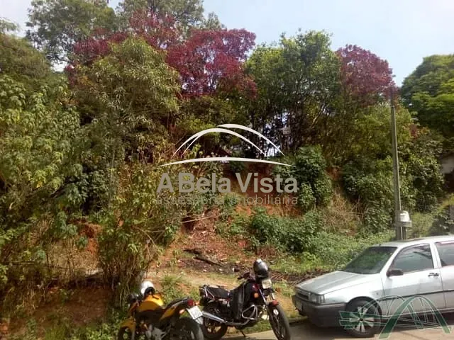 Terreno com 740m² 1 quarto e 1 banheiro, à venda, no bairro Jardim Parnaiba em Santana de Parnaíba