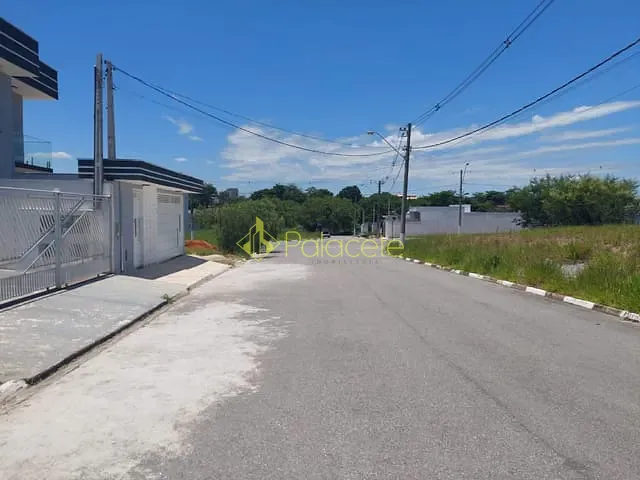 Terreno com 176m², à venda, no bairro Loteamento Residencial e Comercial Flamboyant em Pindamonhangaba