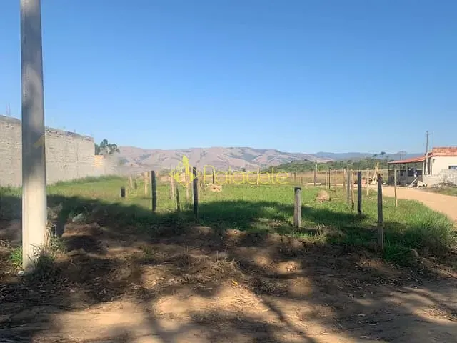 Terreno com 233m², à venda, no bairro Vista Alegre em Potim