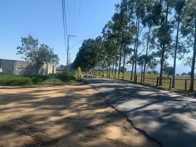 Terreno com 233m², à venda, no bairro Vista Alegre em Potim
