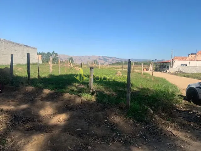 Terreno com 233m², à venda, no bairro Vista Alegre em Potim