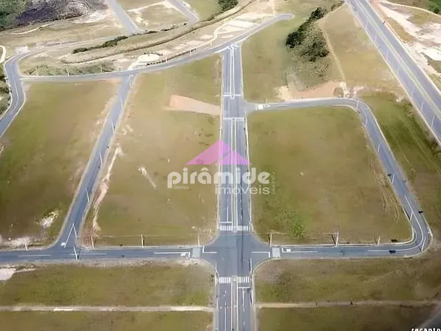 Terreno com 790m², à venda, no bairro Jardim Portugal em São José dos Campos