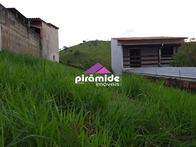 Terreno com 140m², à venda, no bairro Santa Cruz em Jambeiro