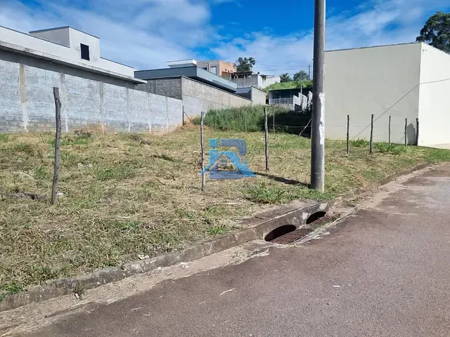 Terreno com 278m², à venda, no bairro Portal Giardino em Itatiba