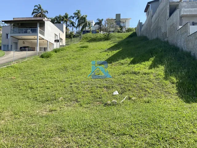 Terreno com 900m², à venda, no bairro Residencial Fazenda Serrinha em Itatiba