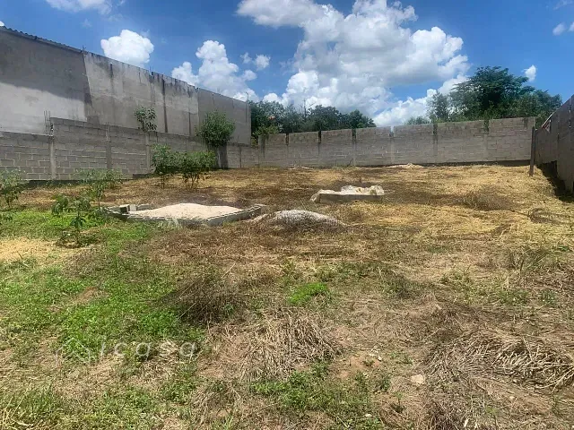 Terreno com 415m², à venda, no bairro Vila Favorino em Caçapava