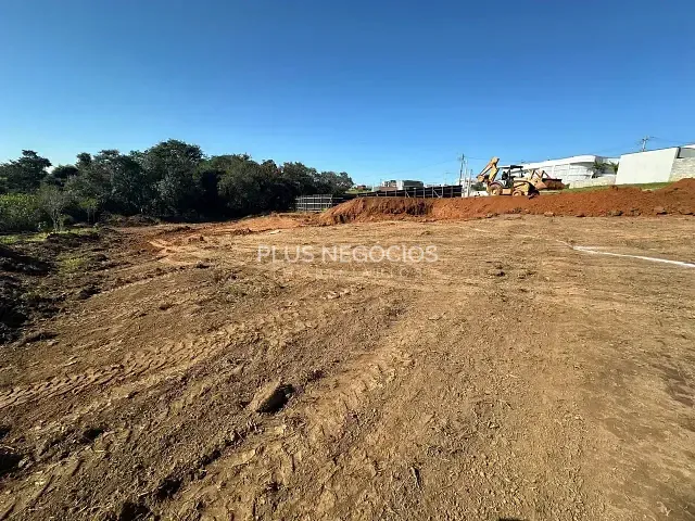 Terreno com 1839m², à venda, no bairro salto em Salto de Pirapora