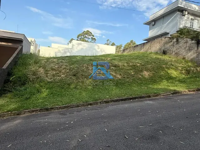 Terreno com 450m², à venda, no bairro Loteamento Itatiba Country Club em Itatiba