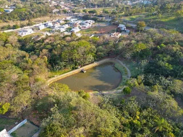 Terreno com 275m², à venda, no bairro Morada dos Nobres em Taubaté
