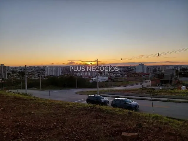 Terreno com 315m², à venda, no bairro Jardim Vila São Domingos em Sorocaba
