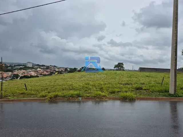 Terreno com 250m², à venda, no bairro Jardim Alto de Santa Cruz em Itatiba