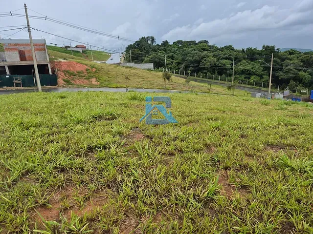 Terreno com 250m², à venda, no bairro Jardim Alto de Santa Cruz em Itatiba