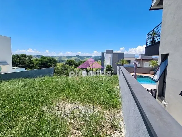 Terreno com 450m², à venda, no bairro Urbanova em São José dos Campos