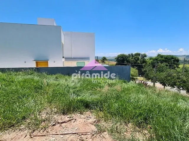Terreno com 450m², à venda, no bairro Urbanova em São José dos Campos