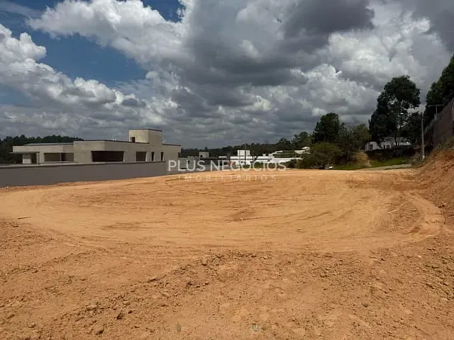 Terreno com 1187m², à venda, no bairro Jardim Novo Mundo em Sorocaba