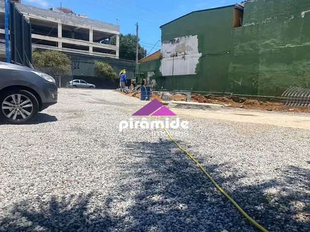 Terreno com 1331m², à venda, no bairro Centro em São José dos Campos