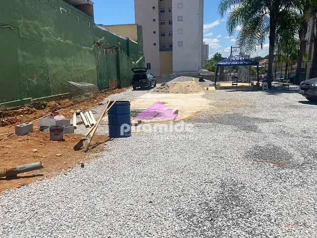 Terreno com 1331m², à venda, no bairro Centro em São José dos Campos