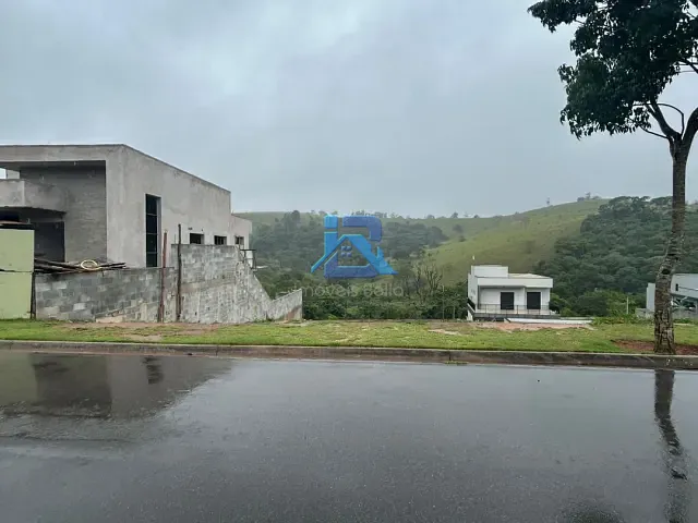 Terreno com 411m², à venda, no bairro Bairro Itapema em Itatiba