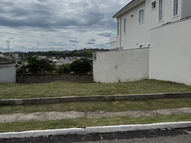 Terreno com 334m², à venda, no bairro Urbanova em São José dos Campos