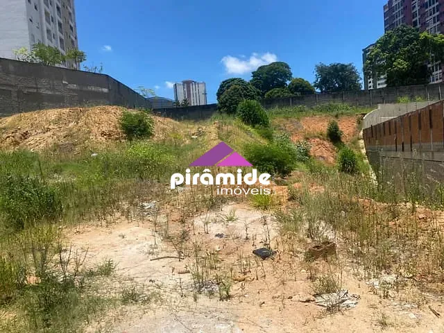 Terreno com 2403m², à venda, no bairro Centro em São José dos Campos