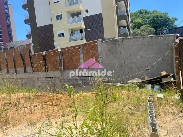 Terreno com 2403m², à venda, no bairro Centro em São José dos Campos