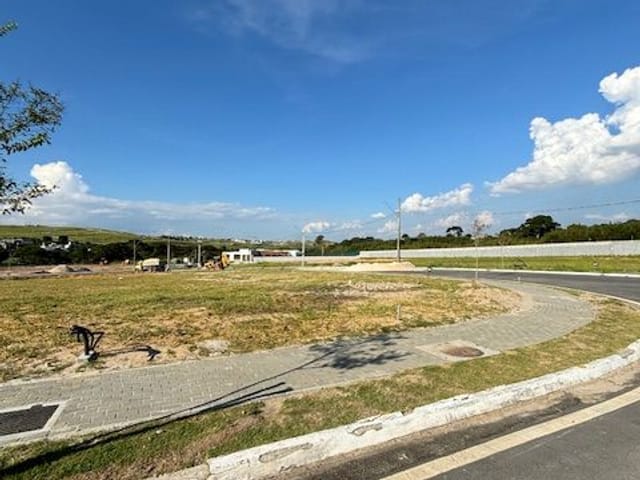 Terreno com 433m², à venda, no bairro Urbanova em São José dos Campos