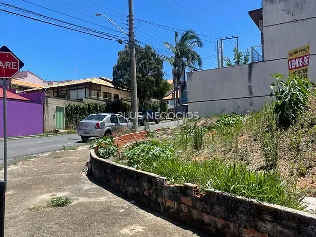 Terreno com 813m², à venda, no bairro Jardim Pagliato em Sorocaba