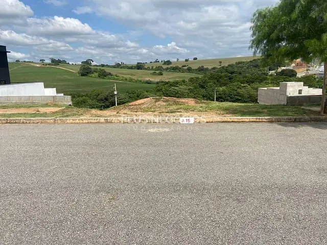 Terreno com 278m², à venda, no bairro Wanel Ville em Sorocaba