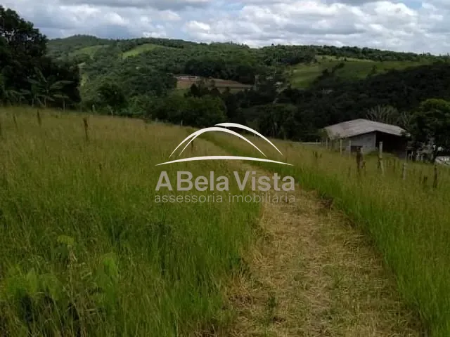 Terreno com 1000m², à venda, no bairro PAVÃO em Ibiúna
