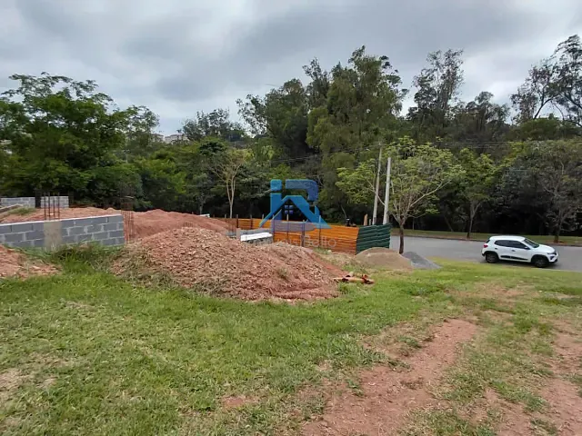 Terreno com 420m², à venda, no bairro Jardim Arizona em Itatiba