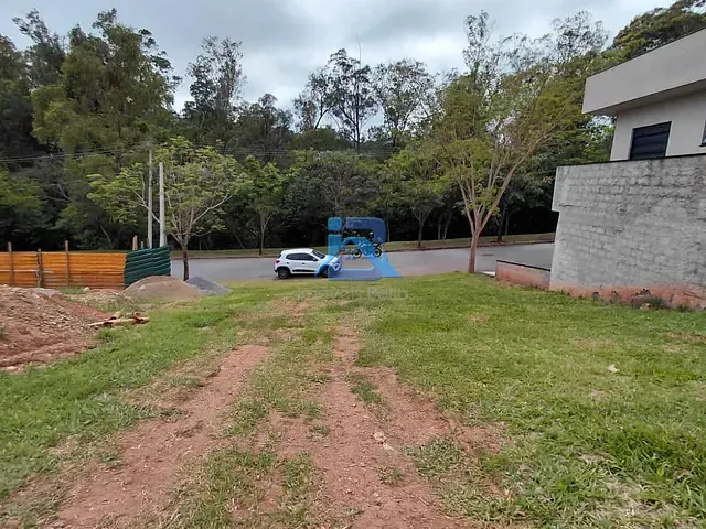 Terreno com 420m², à venda, no bairro Jardim Arizona em Itatiba