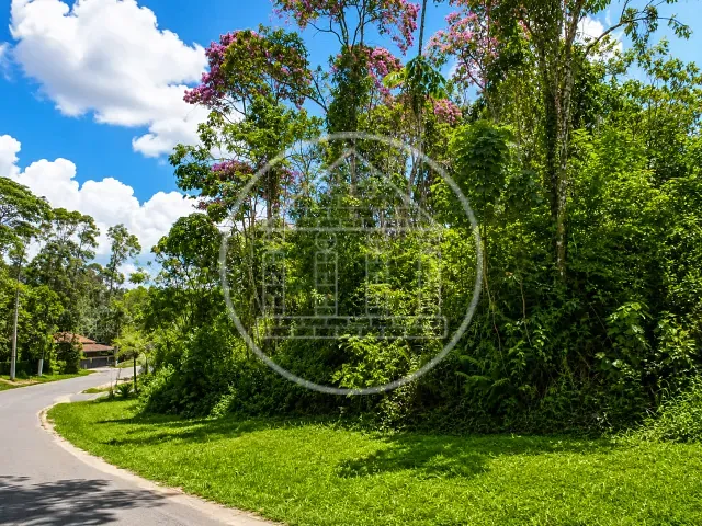 Terreno com 664m², à venda, no bairro Fazenda da Ilha em Embu-Guaçu