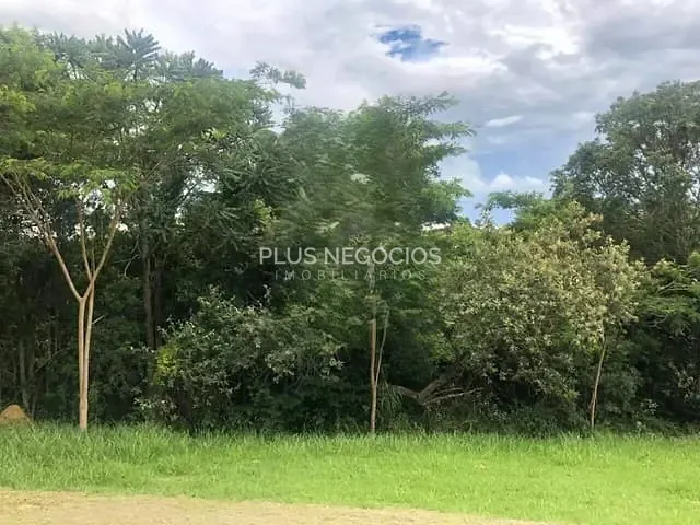 Terreno com 2000m², à venda, no bairro Centro em Araçoiaba da Serra