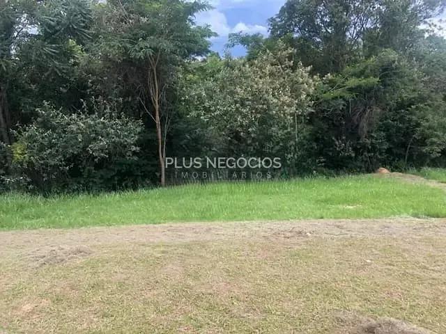 Terreno com 2000m², à venda, no bairro Centro em Araçoiaba da Serra