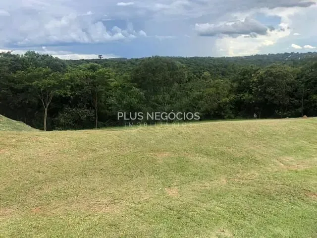 Terreno com 2000m², à venda, no bairro Centro em Araçoiaba da Serra