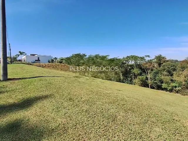 Terreno com 2000m², à venda, no bairro Centro em Araçoiaba da Serra