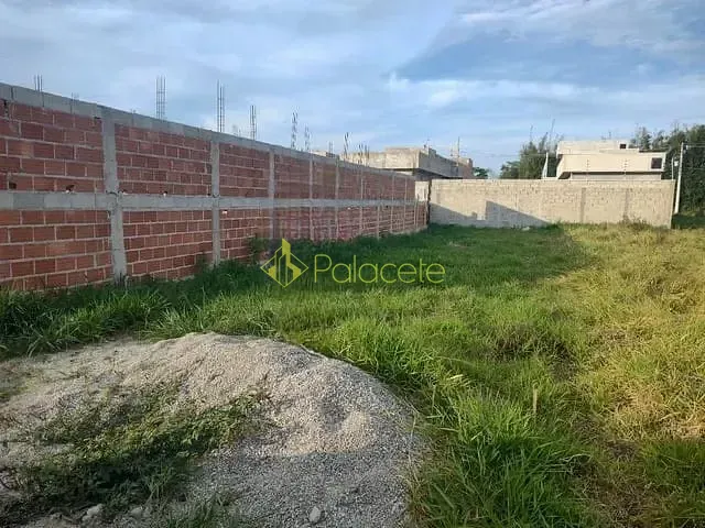 Terreno com 150m², à venda, no bairro Quintas de Santa Cruz em Taubaté