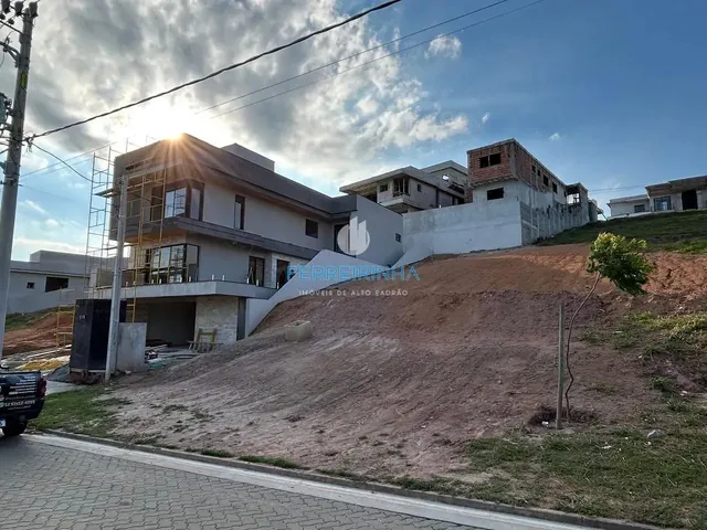 Terreno com 335m², à venda, no bairro Urbanova em São José Dos Campos