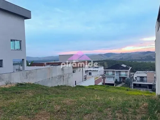 Terreno com 450m², à venda, no bairro Urbanova em São José Dos Campos