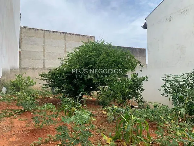 Terreno com 200m², à venda, no bairro Wanel Ville em Sorocaba