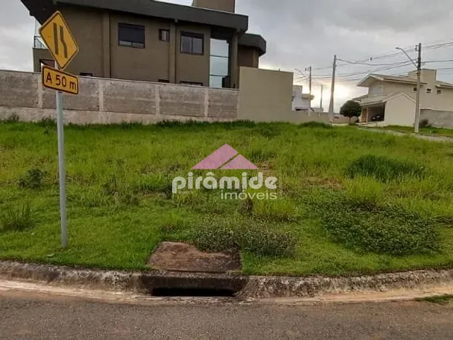 Terreno com 375m², à venda, no bairro Parque Residencial Maria Elmira em Caçapava