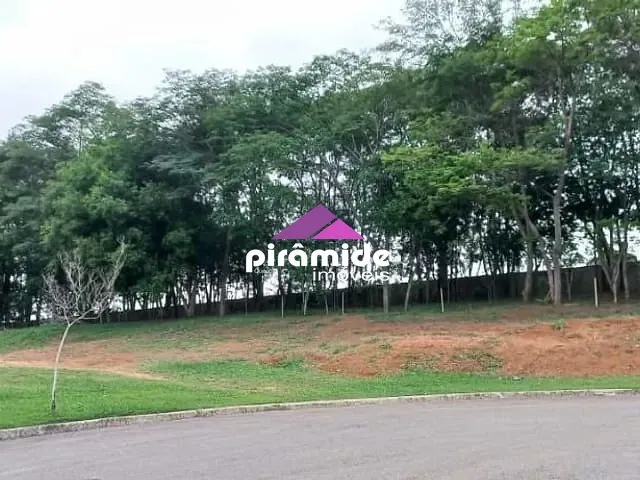 Terreno com 515m², à venda, no bairro Condomínio Terras do Vale em Caçapava