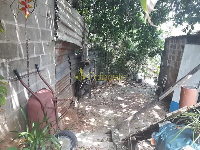 Terreno com 273m², à venda, no bairro Maria Áurea em Pindamonhangaba