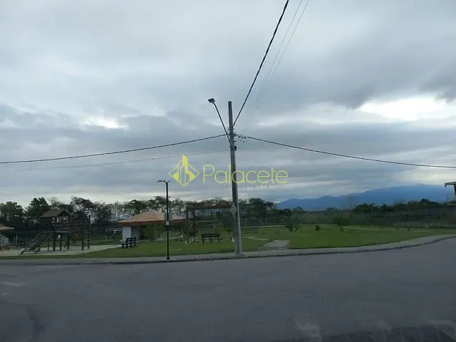 Terreno com 359m², à venda, no bairro Guedes em Tremembé