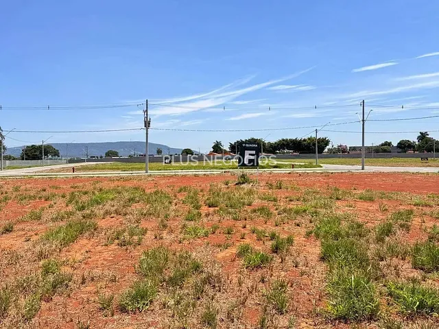 Terreno com 250m², à venda, no bairro lago azul em Araçoiaba da Serra